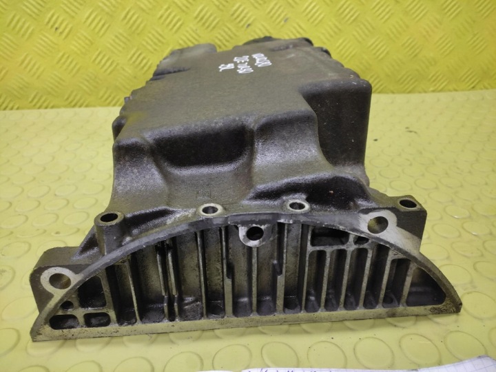 фото №8, Volvo s80 2.0 t піддон піддон масла 1275868a