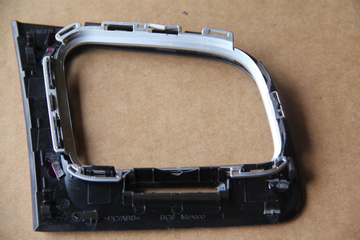 фото №7, Dekor рамка решётки воздуховод vw golf vii 5gm819703 5gm819704
