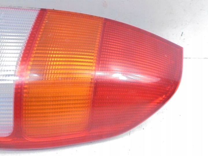 фото №8, Mitsubishi space star i лампа зад права mr245506