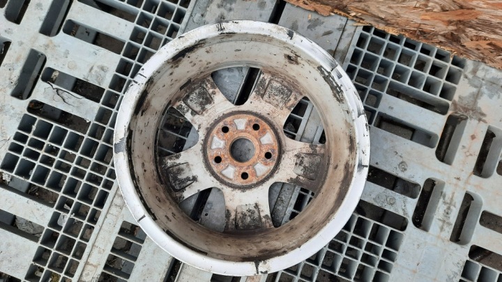 фото №8, Алюминиевый диск vw 1z0601025t 5x112 6,5jx16 et50 1 штука