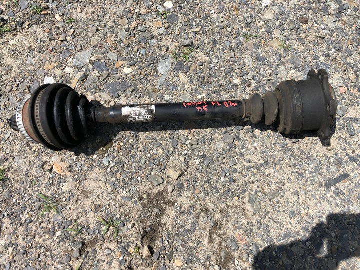 фото №1, Піввісь ліва vw passat b5 fl 8d0407271bc