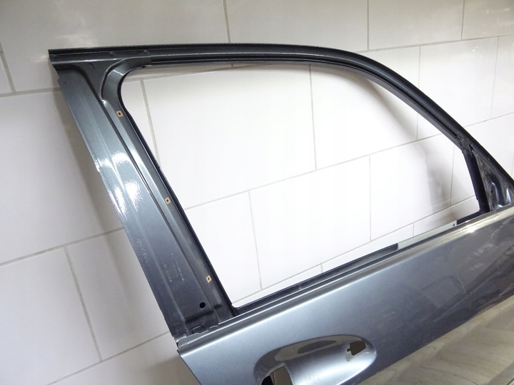 фото №7, Mercedes c-klasa w204 a204 дверь правые перед