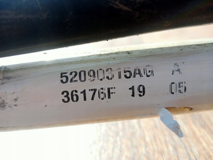 фото №10, Jeep grand cherokee wk заливная горловина труба топлива бензин 52090315ag