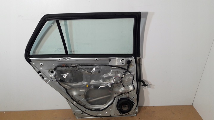 фото №12, Toyota avensis t25 двері задні ліві універсал 2003-2008 1c0 зад лівий t10