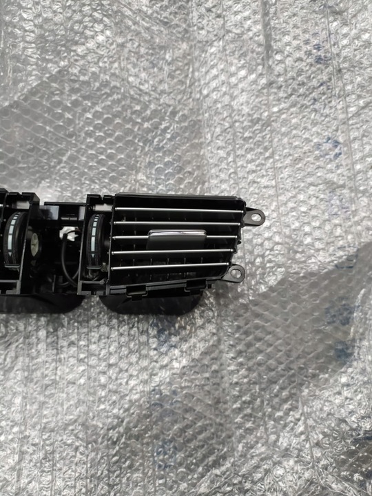 фото №8, Решітка повітропровід mercedes w212 e-klasa