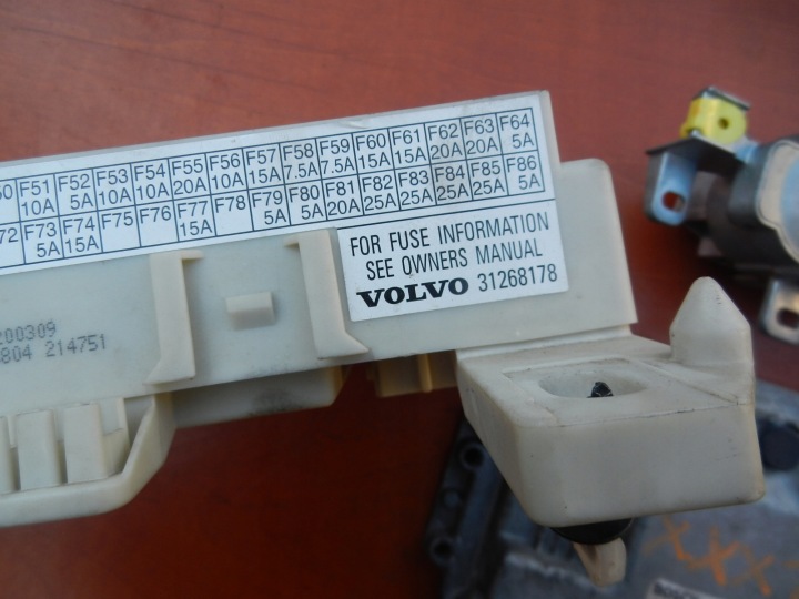 фото №8, Комплект стартовый компьютер volvo c30 1.6d