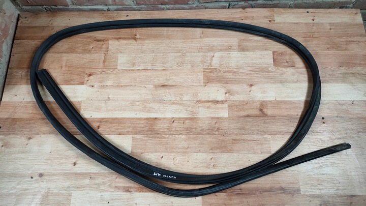 фото №1, Jeep grand cherokee wk 5-10r прокладка кришки багажника