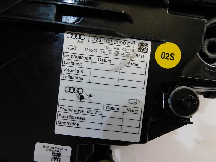 фото №16, Audi q8 4m8 рестайлинг лампа правая левая полный led 4m8941011 4m8941012