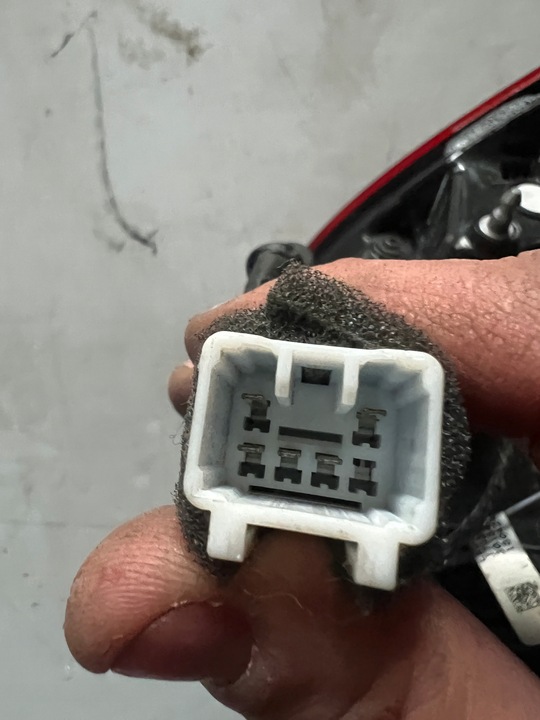 фото №10, Kia ceed iii 18- hb лампа права зад задня з крила led 92402j7050