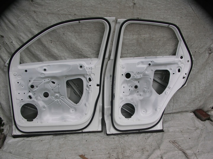 фото №9, Audi q3 83a sportback 18 - дверь правые передние задние планка kielce-gliwice