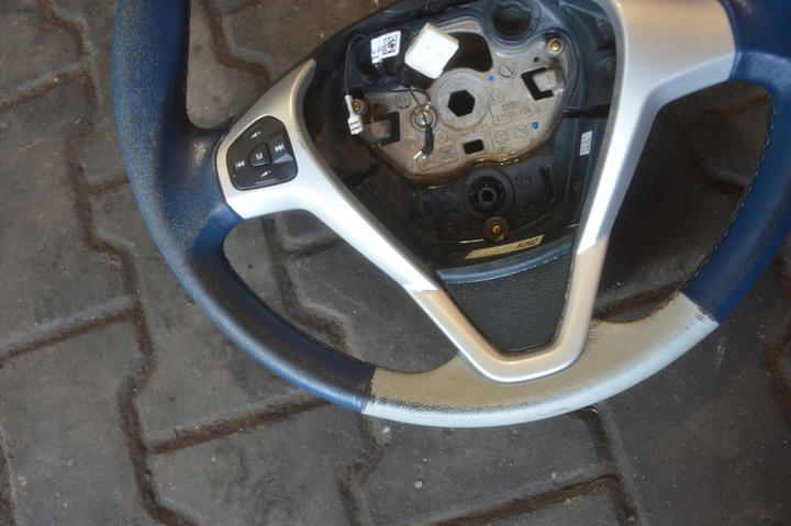 фото №5, Ford fiesta mk7 кермо синя шкіра мульті