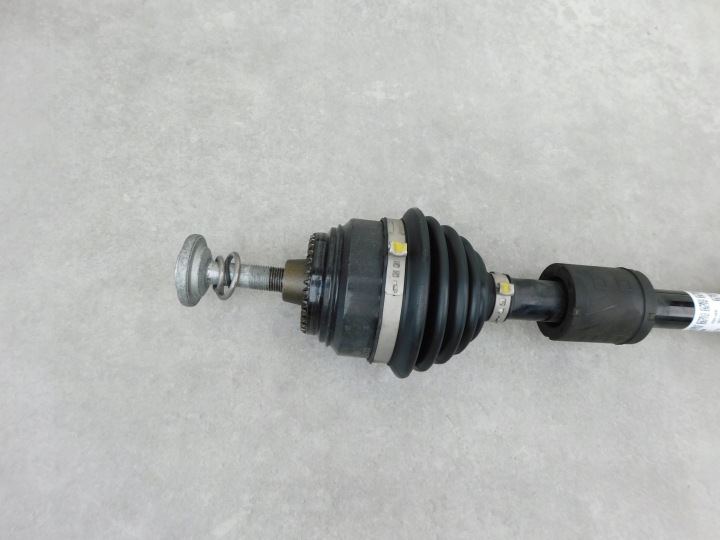 фото №8, Bmw f70 f74 x1 u11 x2 u10 полуось приводная передняя jak новая 5a44ab2