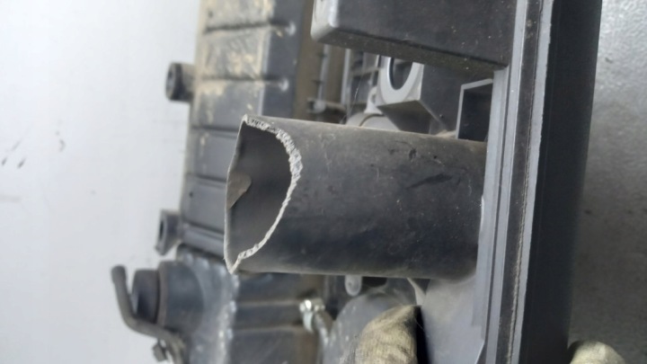 фото №8, Защита двигателя vw polo iv 1.2b 02r 03e129607