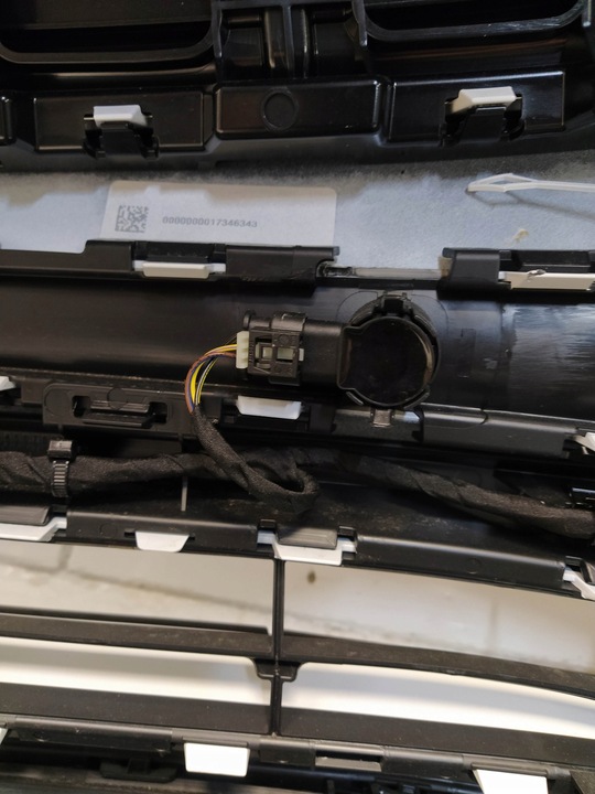 фото №12, Mercedes eqb amg x243 бампер перед переднее комплектный led pdc камера новый