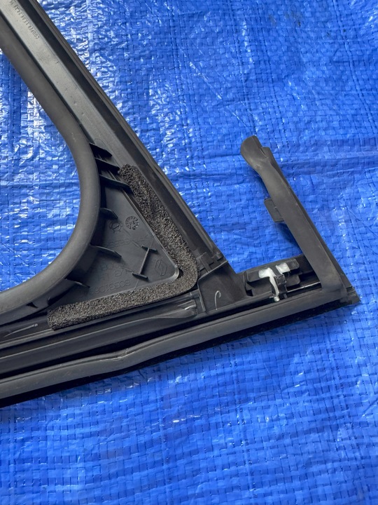 фото №11, Прокладка двері перед лівий renault megane v e-tech 803310694r