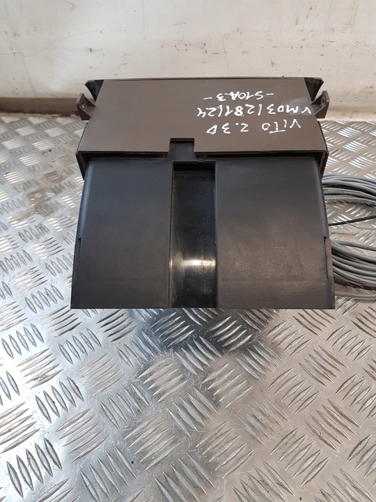 фото №10, Тунель середній полиця тримач na чашки mercedes vito w638 a6386800358