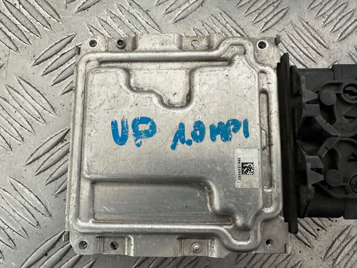 фото №10, Vw up 1.0mpi блок керування двигуном (ecu) штекери 04c906020
