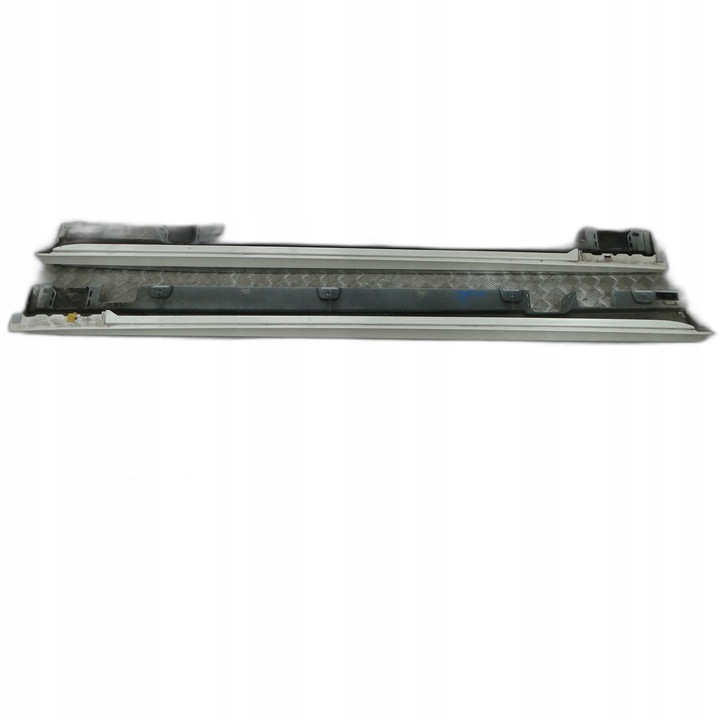 фото №1, Поріг планка порогова mercedes e клас w213 amg універсал a2136900202 a2136900102