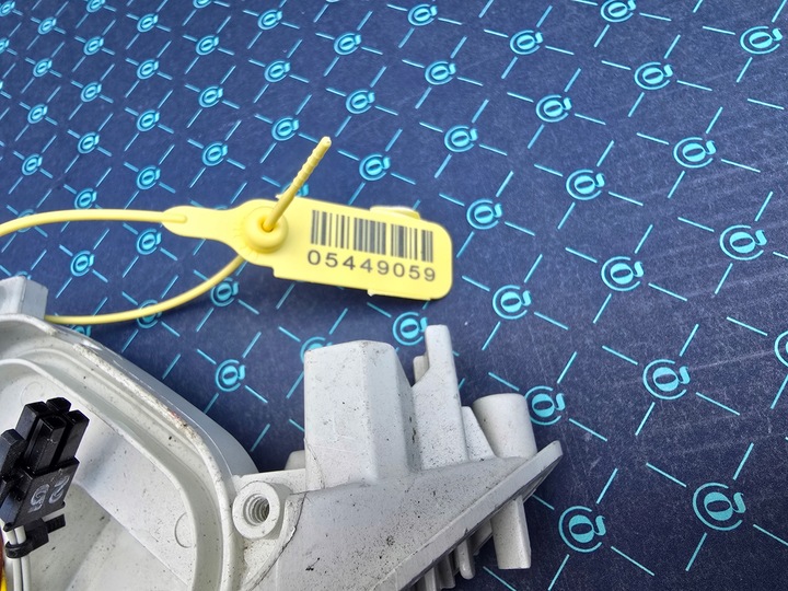 фото №7, Obudwa корпус поворотник левая led bmw 6 e63 e64 7176871