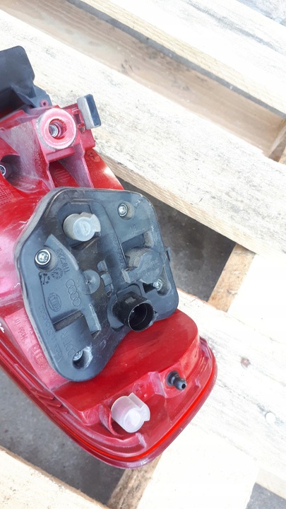 фото №8, S4 b8 a4 лампа правая зад led w крыло sedan usa