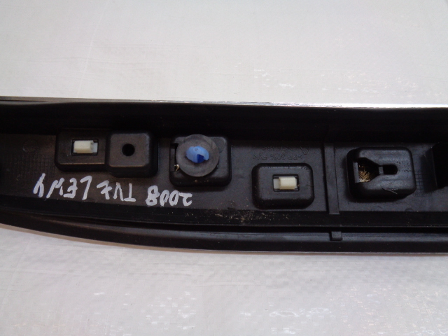 фото №12, Peugeot 2008 ліва планка хром дах 9806404877