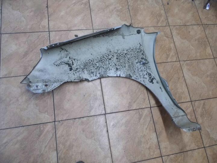 фото №9, Suzuki liana 1.6b 05' крило праві za4d09