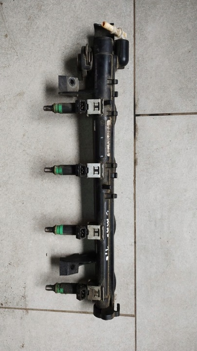 фото №1, Планка впрыскивающий форсунки ford c max 1.6 b