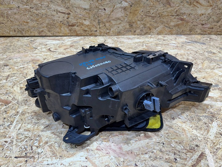 фото №9, Volvo xc60 xc-60 ii 2 рестайлинг 21- лампа правая перед передняя полный led