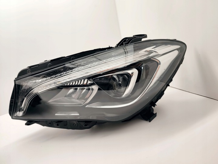 фото №1, Mercedes cla w117 117 рестайлінг лампа ліва led high performance європа ідеальна