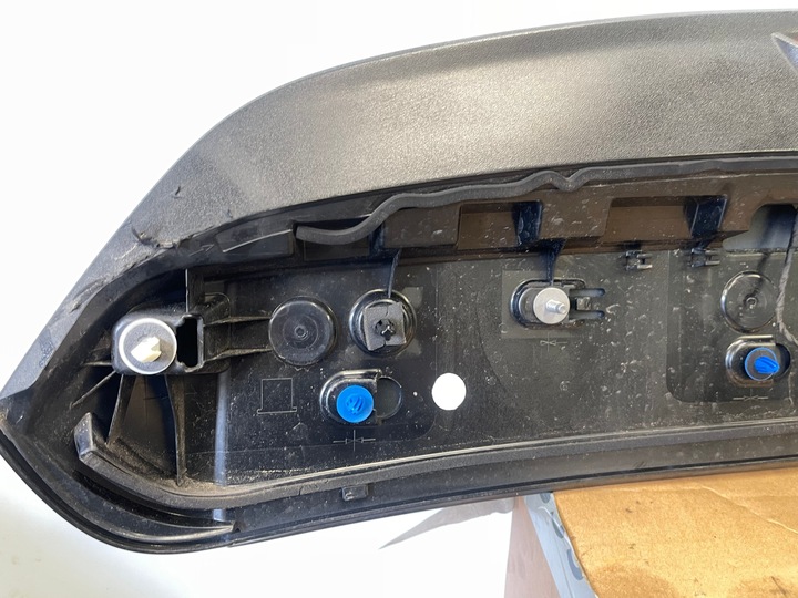 фото №11, Audi a4 b9 avant спойлер крышки багажника s-line lx7l 8w9827933