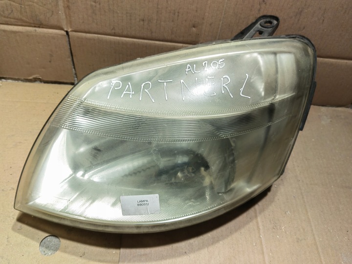 фото №1, Лампа лівий перед peugeot partner citroen berlingo рестайлінг 03-08