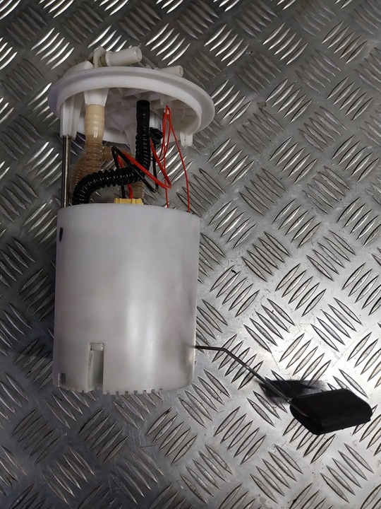 фото №1, Opel vivaro 2016 172021036r насоса топлива