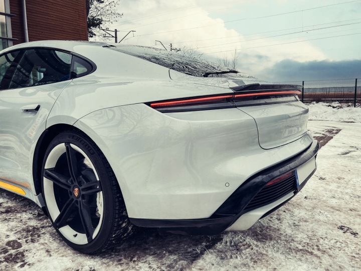 фото №6, Спойлер подовжуючий багажник карбон performance aero do porsche taycan