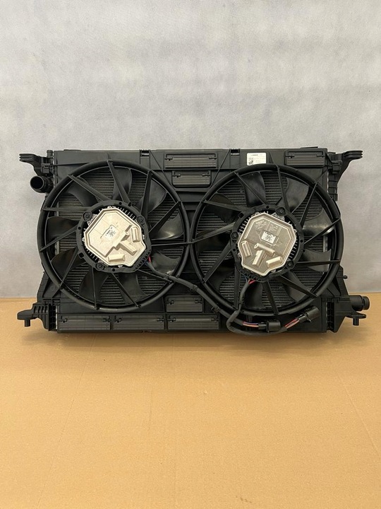 фото №1, Комплект радиатор audi rs6 / rs7 / c8 20- 4k0121251e