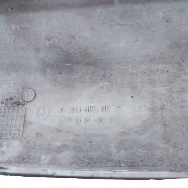 фото №9, Планка бампера зад mercedes c w203 a2038850021