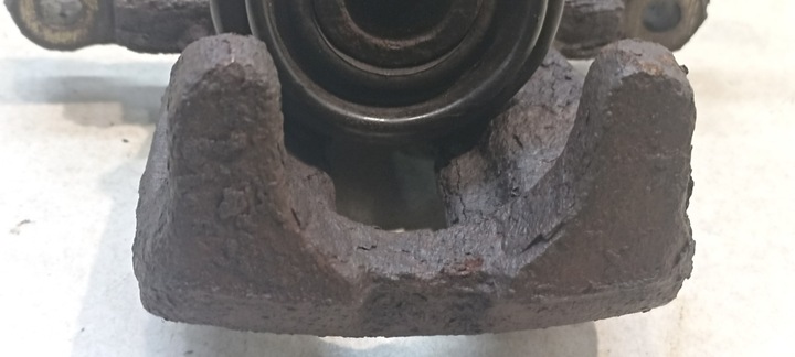 фото №4, Суппорт тормозной левый зад mercedes w168 1.7 cdi