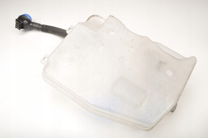 фото №6, Bmw 1 f40 бачок омывателя 7453970 +помпа