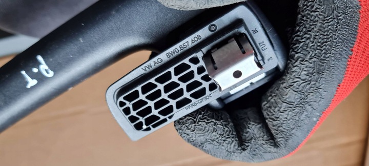 фото №13, A4 b9 8w рестайлинг лампа потолок правая правые зад sline 8w0857608 a5 8w