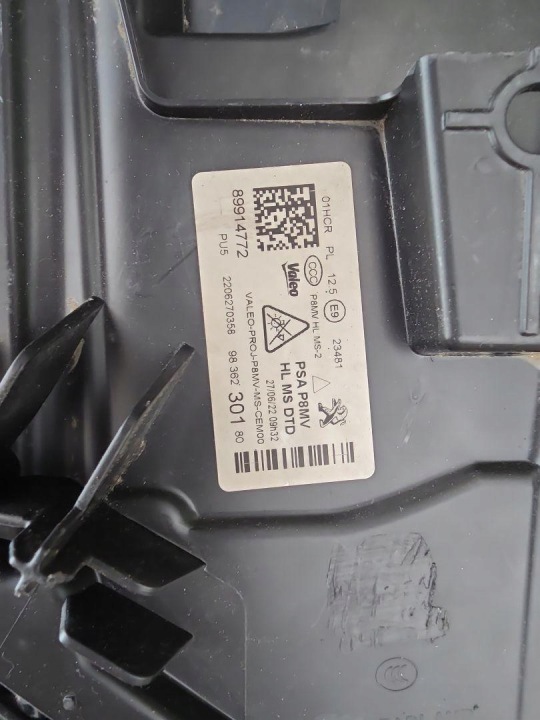 фото №16, Peugeot 3008 5008 ii 2 рестайлинг лампы перед полный led eco 9836230180 9836230280
