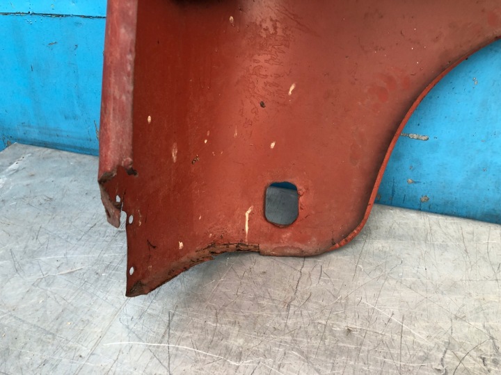 фото №10, Mercedes w101 w102 w103 w105 крило праве перед передній