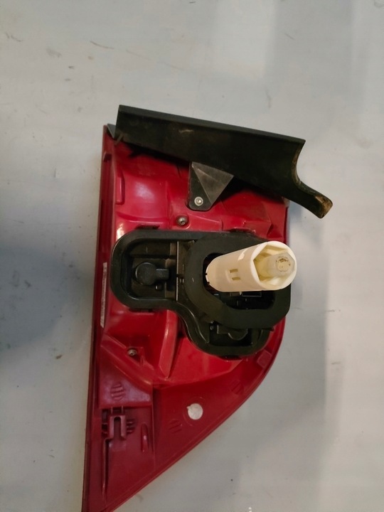 фото №7, Vw touareg лампа w кришка багажника права 7p6945308