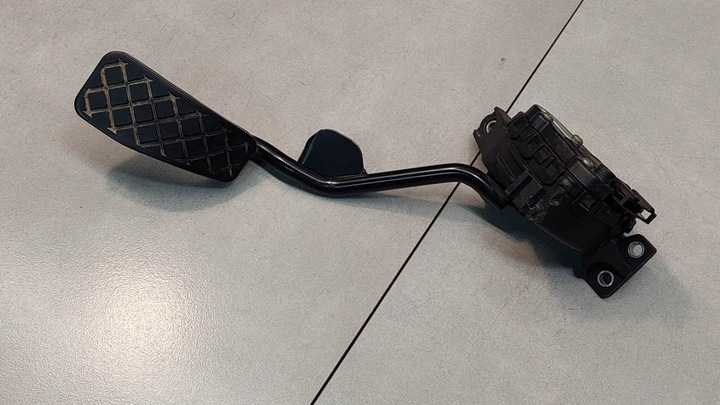 фото №6, Потенциометр газа audi a4 b6 cabrio 8e2721523a