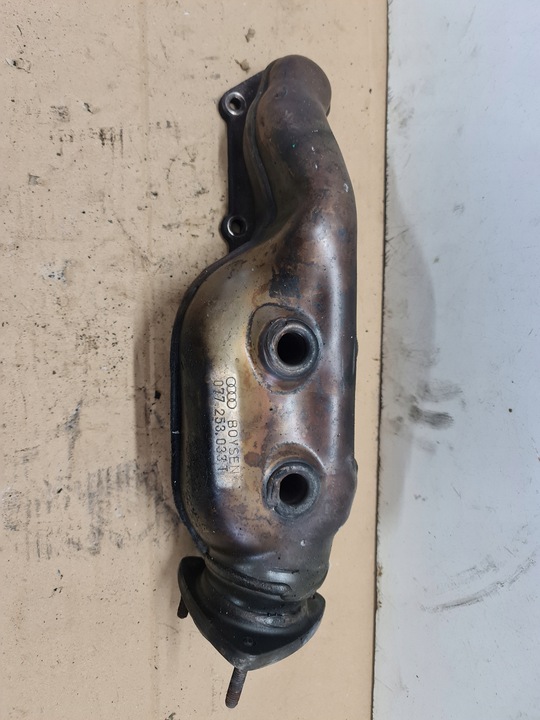 фото №1, Коллектор выпускной audi a8 d2 4.2 077253033t