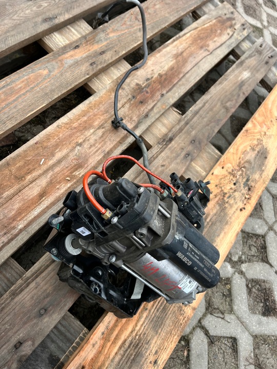 фото №9, Компресор підвішування пневматичного audi 4m q7 q8 оригінал демонтаж 100%