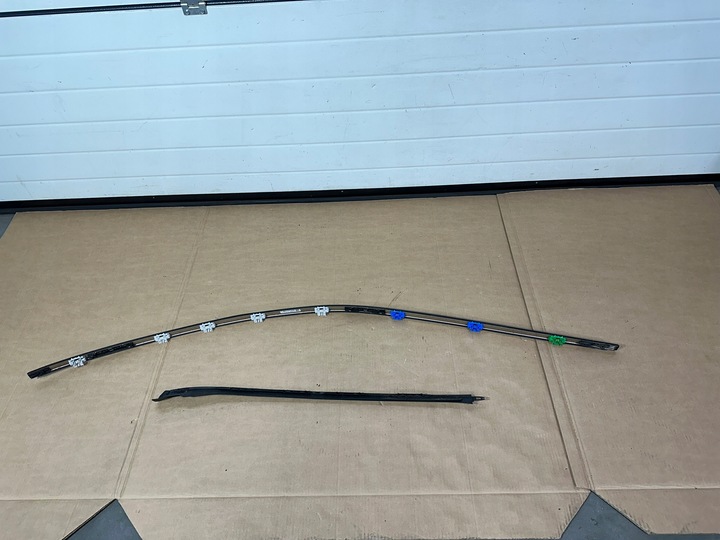 фото №10, Планка крышная левая, планка стёкла, крышная левая mercedes b класс w247 m