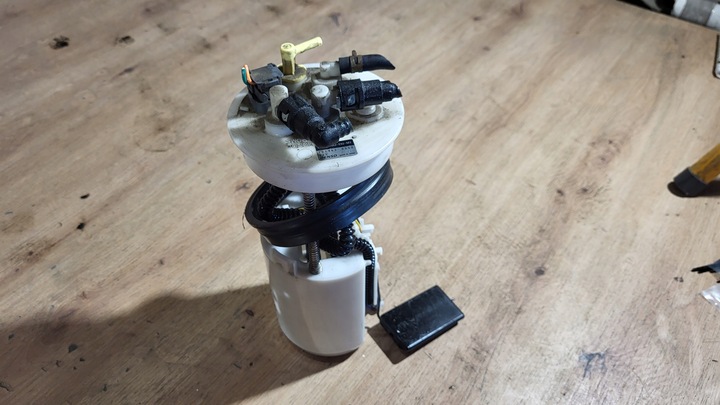 фото №10, Насос топлива honda civic viii 8 ufo 2,2 i-ctdi 101962-0560 17708-smj-e02-m1