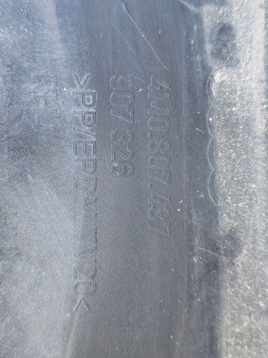 фото №9, Audi q7 s-line 4m0 бампер перед переднє радари 4m0807437