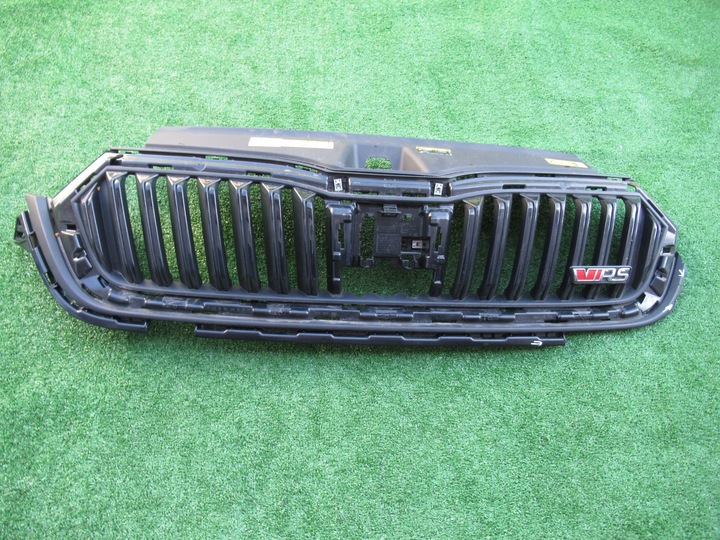 фото №1, Skoda octavia iv 4 rs 5e4 решітка радіатора решітка 5e3853653