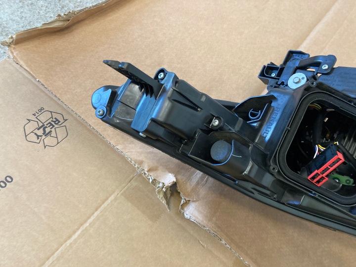 фото №12, Renault zoe 2 lampay передние led комплект