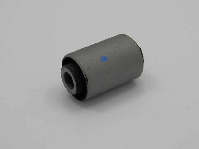 фото №11, Втулка рычага заднего нижнего mazda bbp328300a